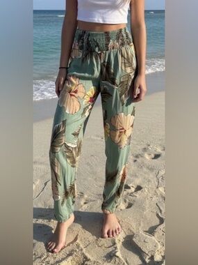 Caligirl Tropical Green Floral Wide-Leg Pull-On Pants, NWT, one size